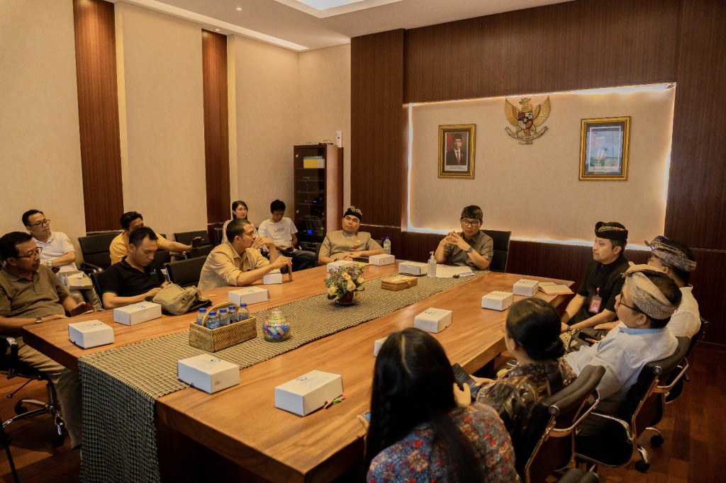 Noah dan Kla Project Meriahkan Pesta Rakyat HUT Ke-14 Mangupura